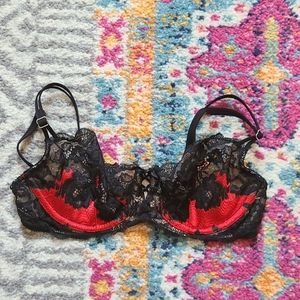 Stunning red/black lace bra - Victoria's Secret